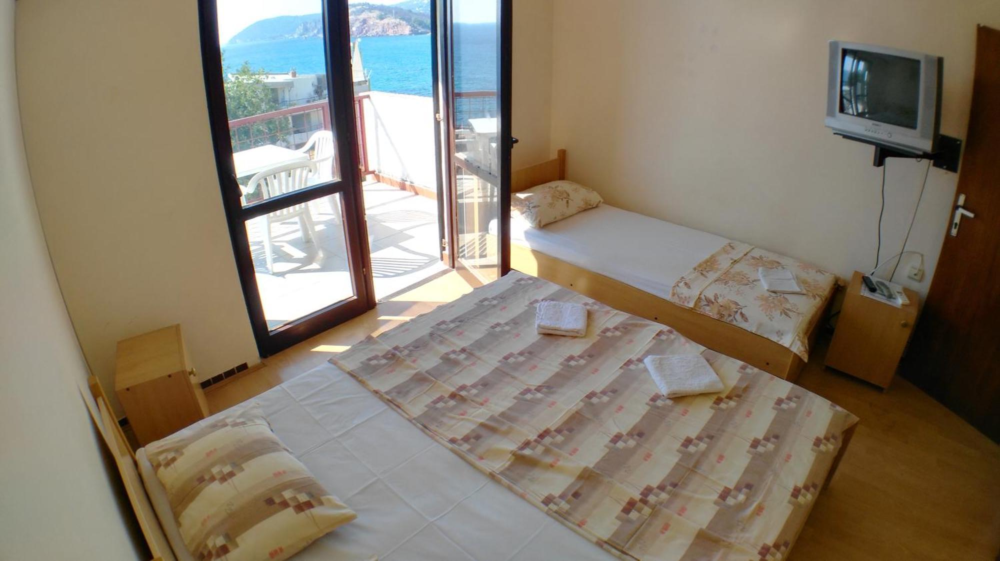Guesthouse Obala Sutomore Esterno foto
