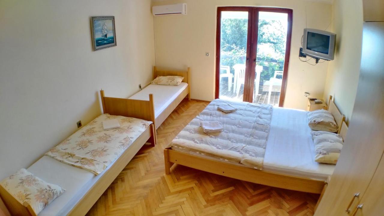 Guesthouse Obala Sutomore Esterno foto